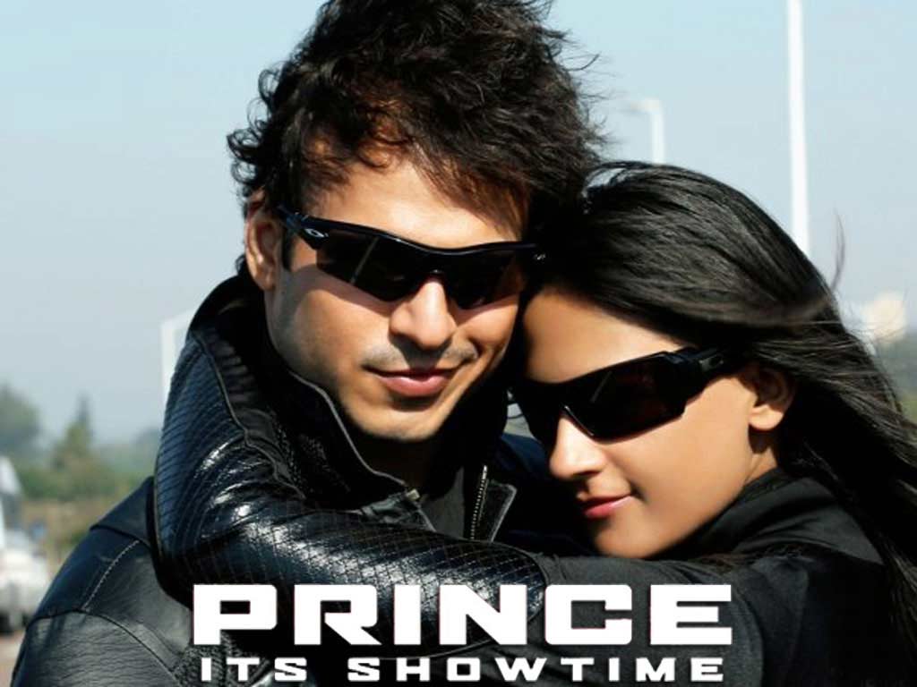 Prince Movie Hero Name - HD Wallpaper 