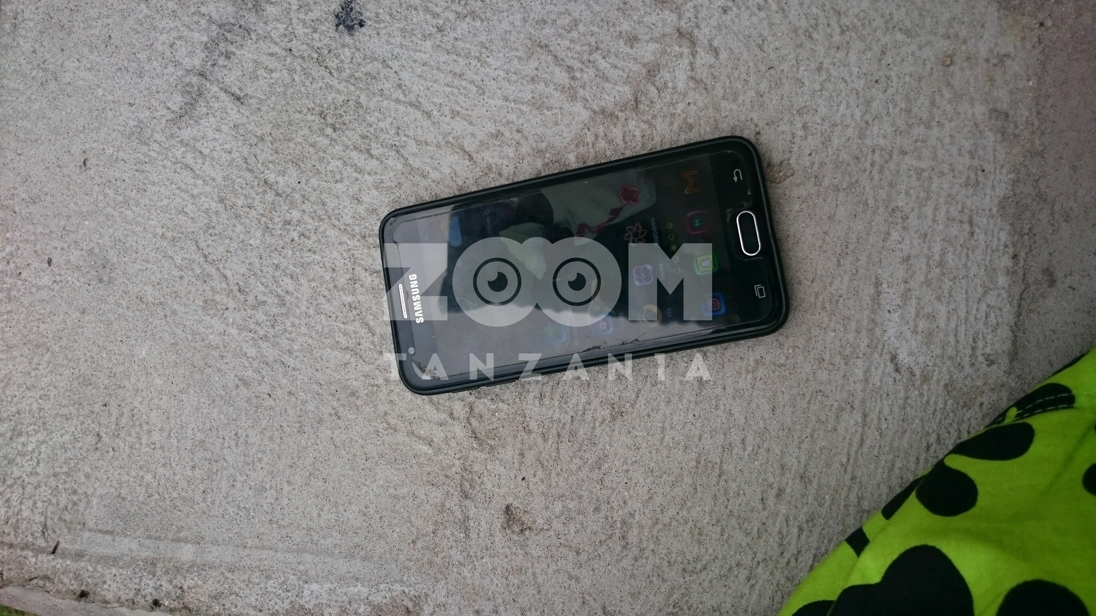 Smartphone - HD Wallpaper 