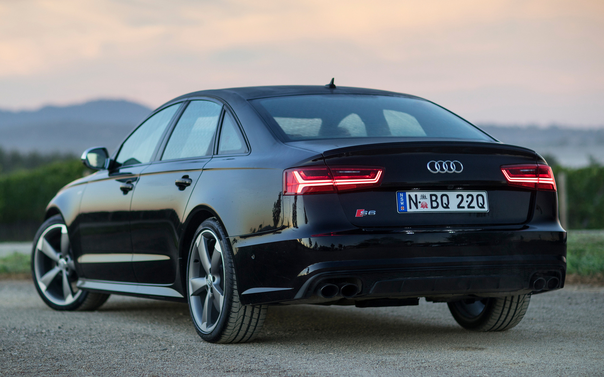 Audi S6 2014 - HD Wallpaper 