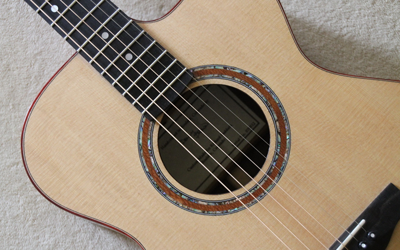 Close Up Of Guitar - HD Wallpaper 