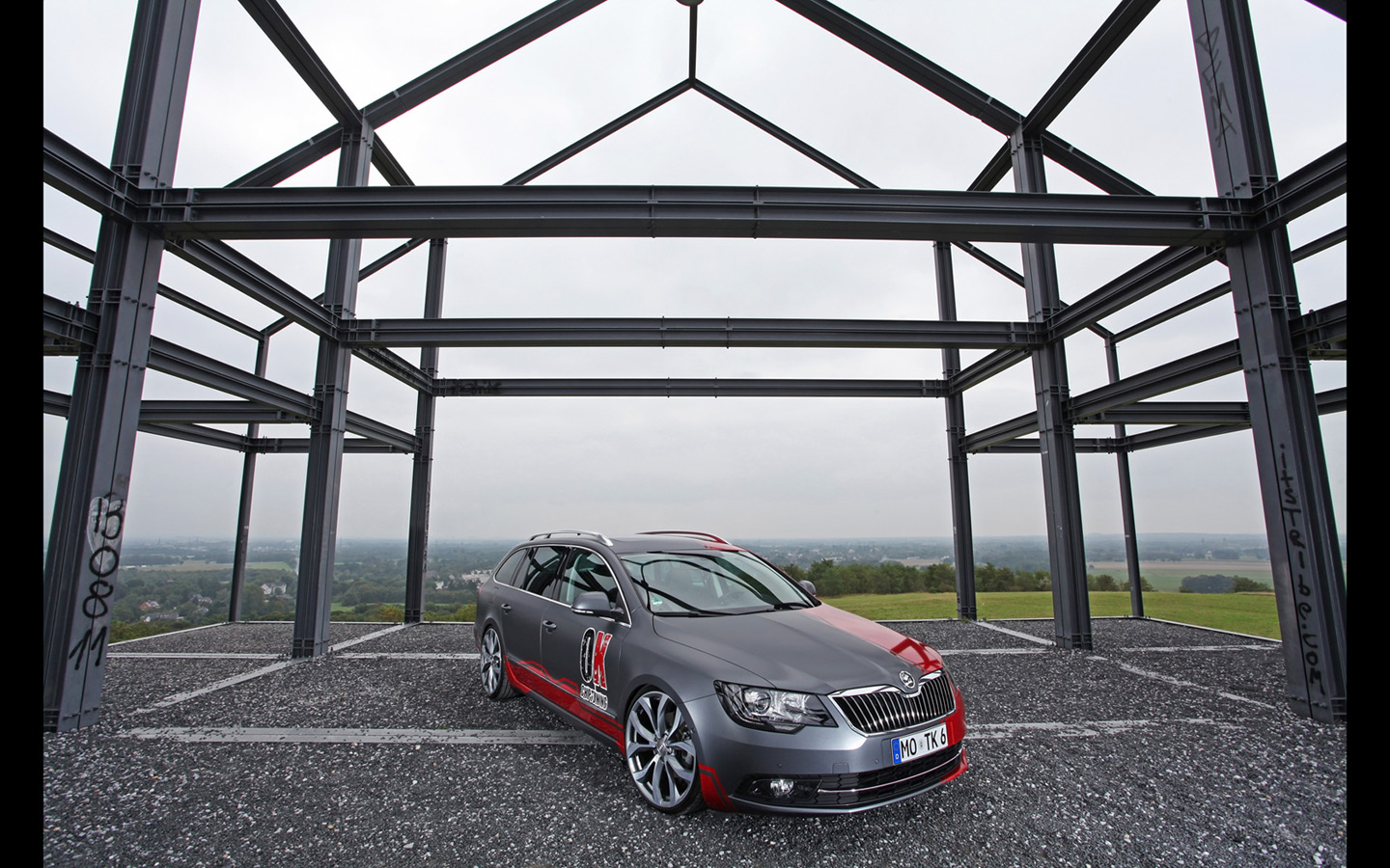 Zweiseitig Folierung Auto - HD Wallpaper 