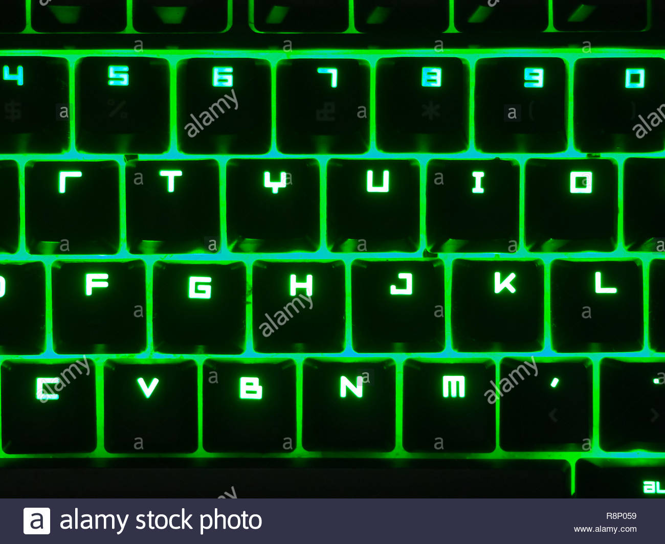 Black Keyboard With Green Led - Green Light Keyboard - HD Wallpaper 