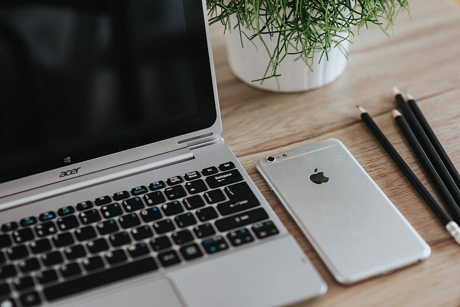 Laptop - HD Wallpaper 