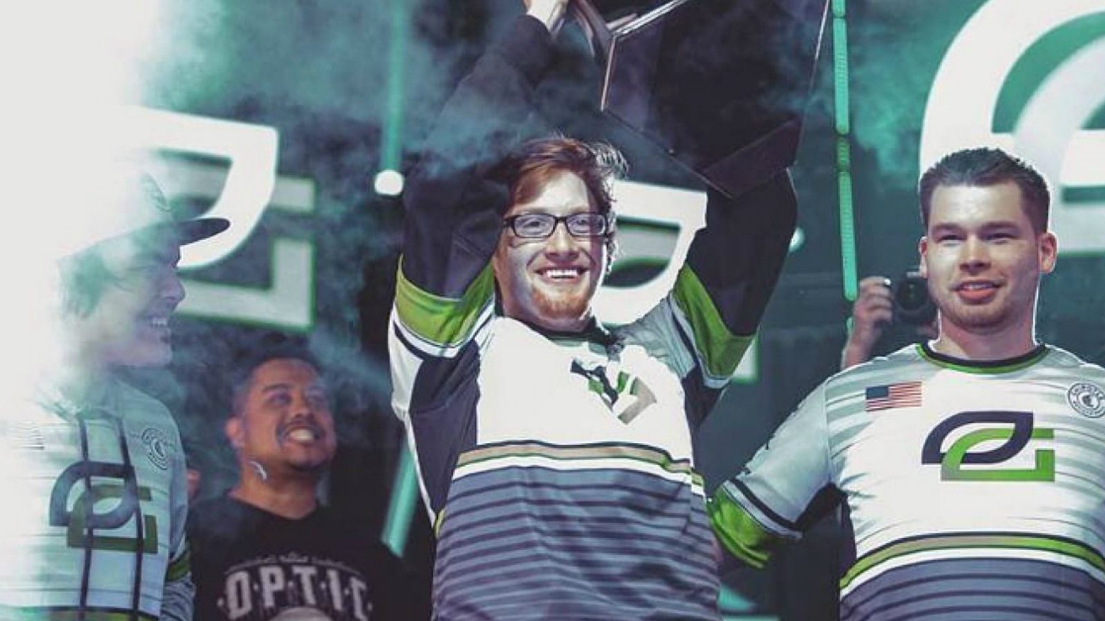 Scump Ring - HD Wallpaper 