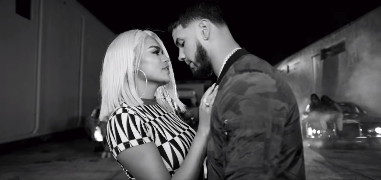 Anuel Y Karol G - HD Wallpaper 