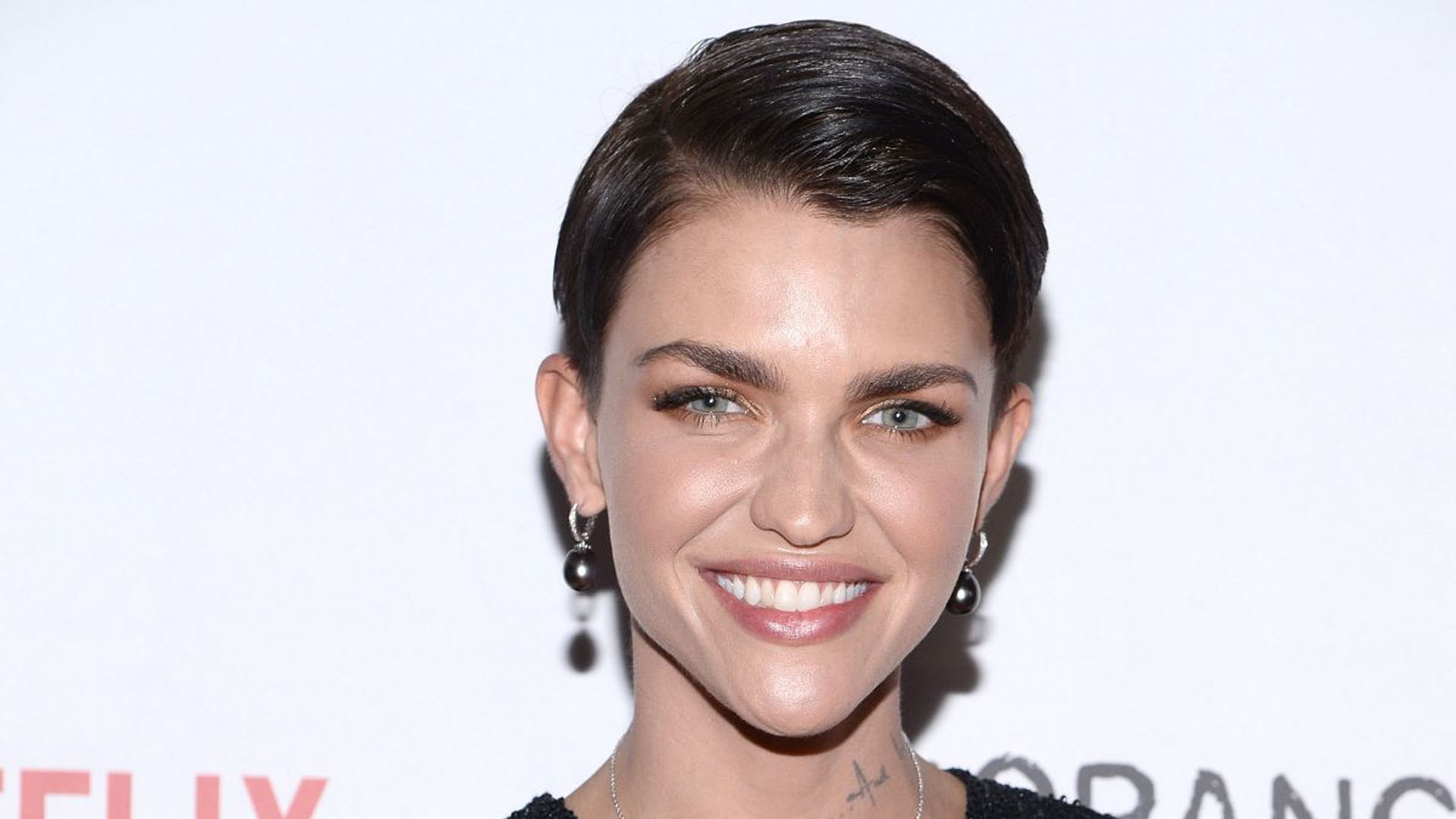 Ruby Rose Wallpaper Celebrities - Catherine Zeta Jones Coque - HD Wallpaper 