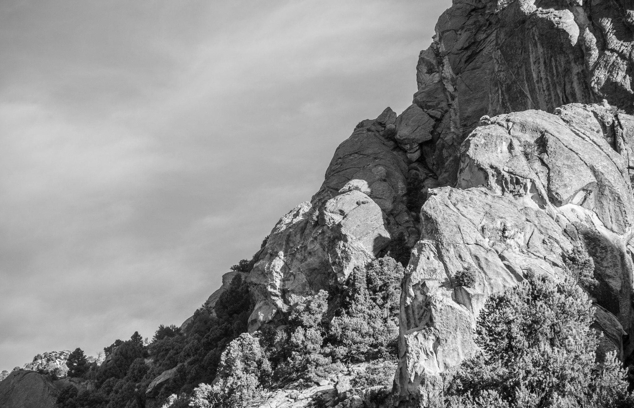 Daylight, Black And White, Mountain, Landscape, Nature, - Outcrop - HD Wallpaper 