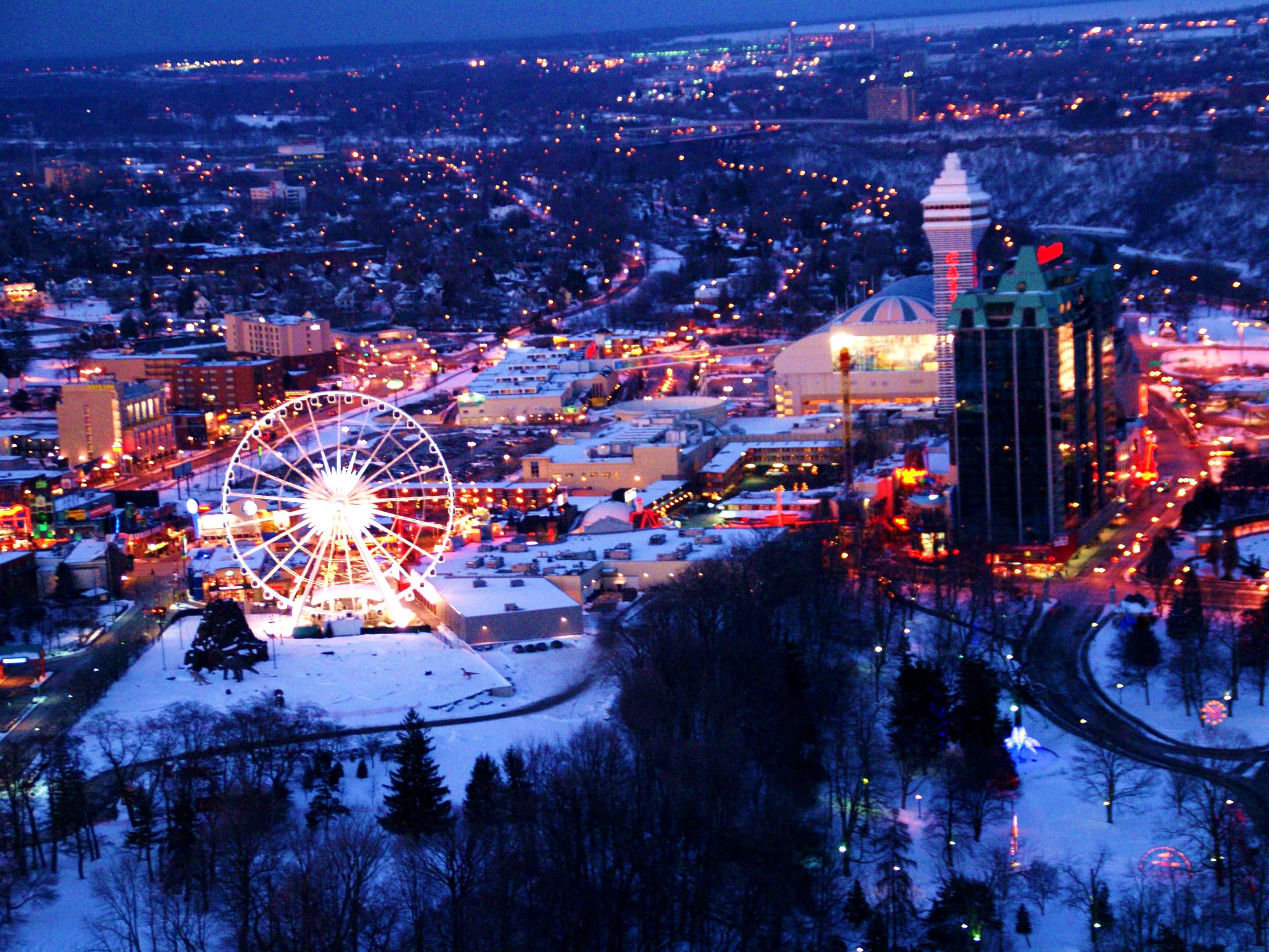 Farris Wheel Queen Victoria Park, Niagara Falls, Canada - Cntc Arbonne - HD Wallpaper 