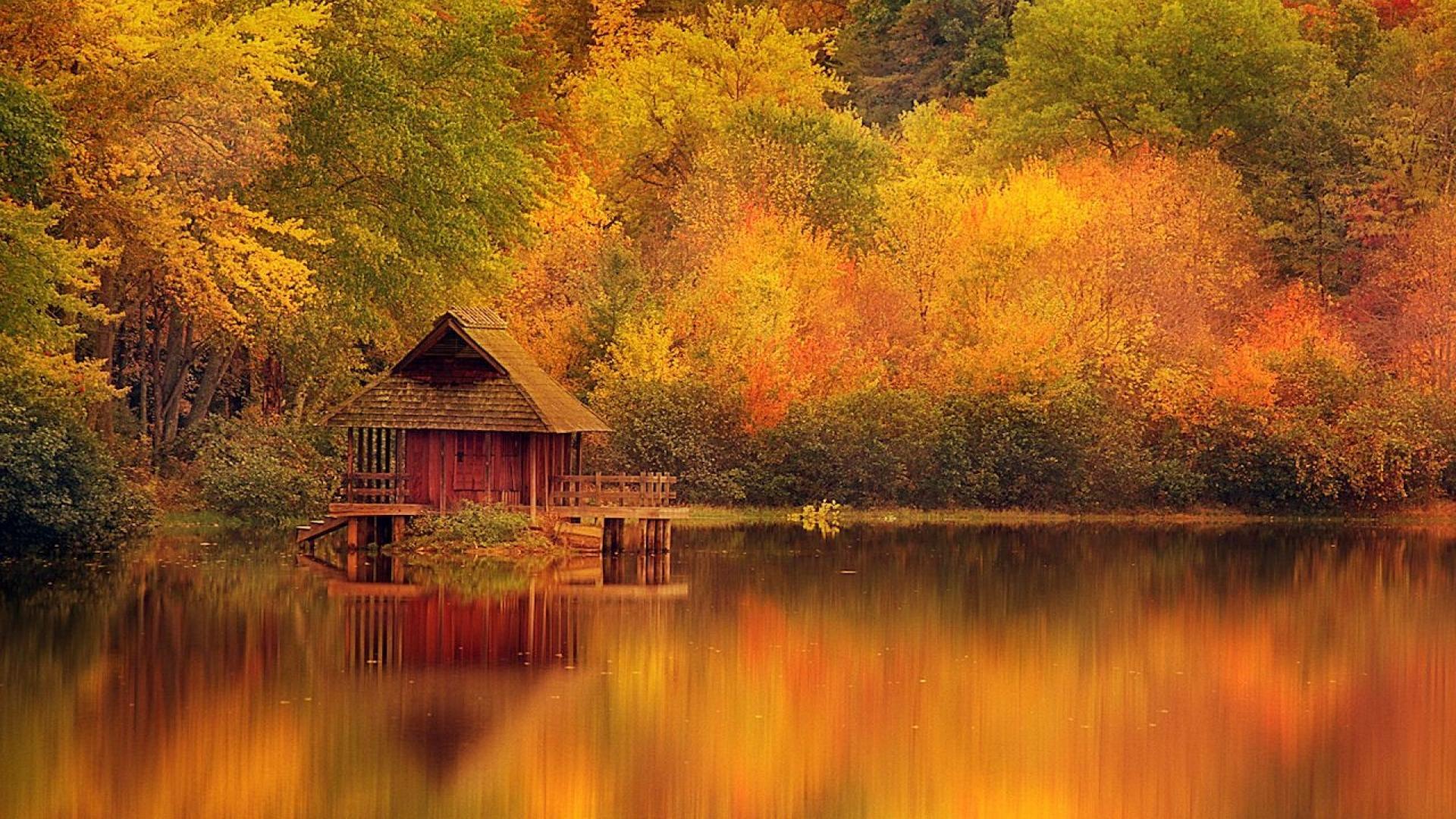 On The Lake In The Fall - Cabin On The Lake In The Fall - HD Wallpaper 
