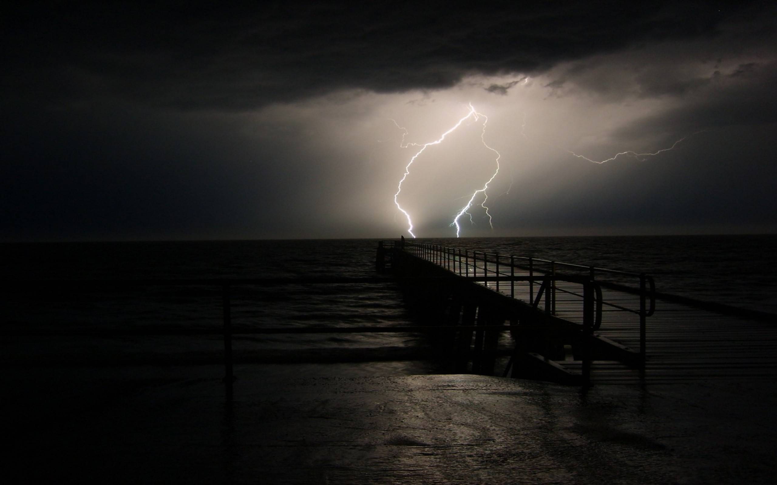 Thunderstorm Desktop Background - HD Wallpaper 