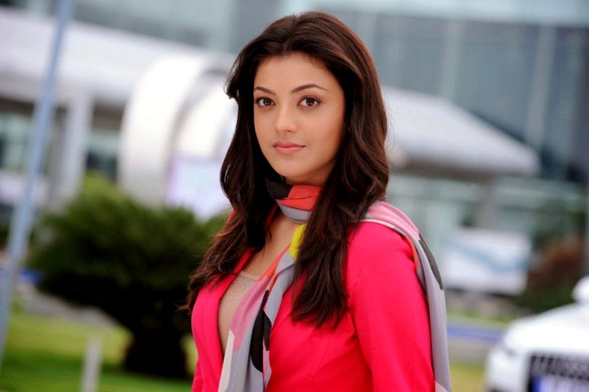 Actress Kajal Agarwal Latest - HD Wallpaper 