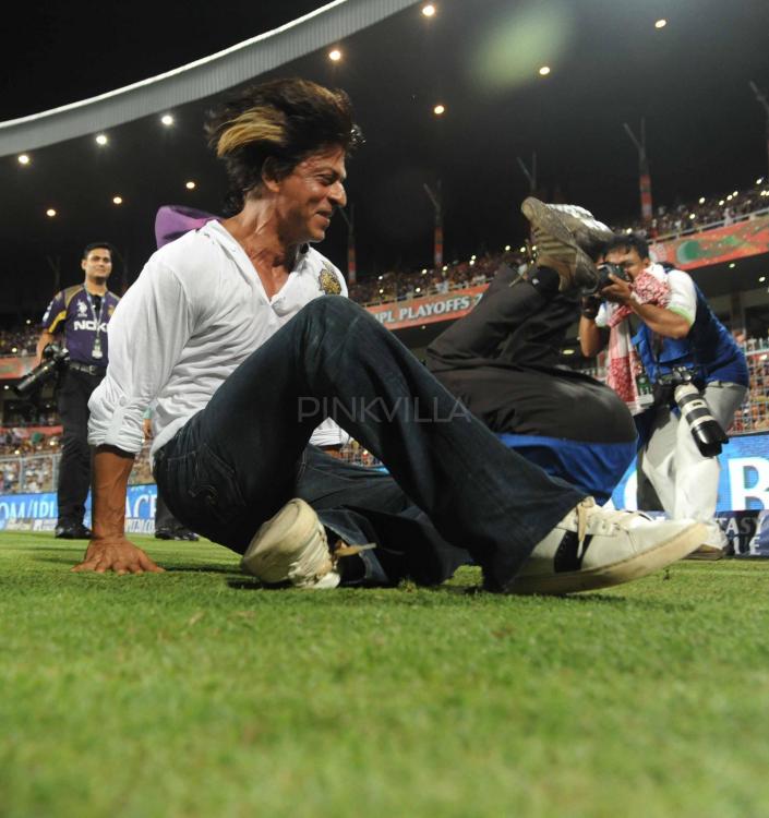 Photos,preity Zinta,shah Rukh Khan,ipl,veer Zaara - Srk In Kolkata Yesterday - HD Wallpaper 