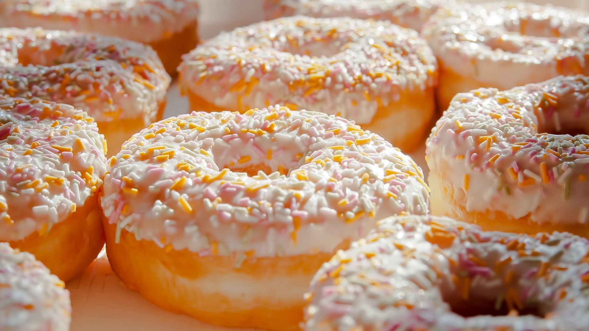 Donut Wallpaper Hd - HD Wallpaper 