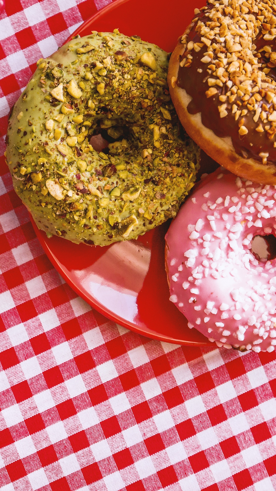 Wallpaper Donuts, Dessert, Pastry, Sprinkling - Обои На Айфон Пончики - HD Wallpaper 