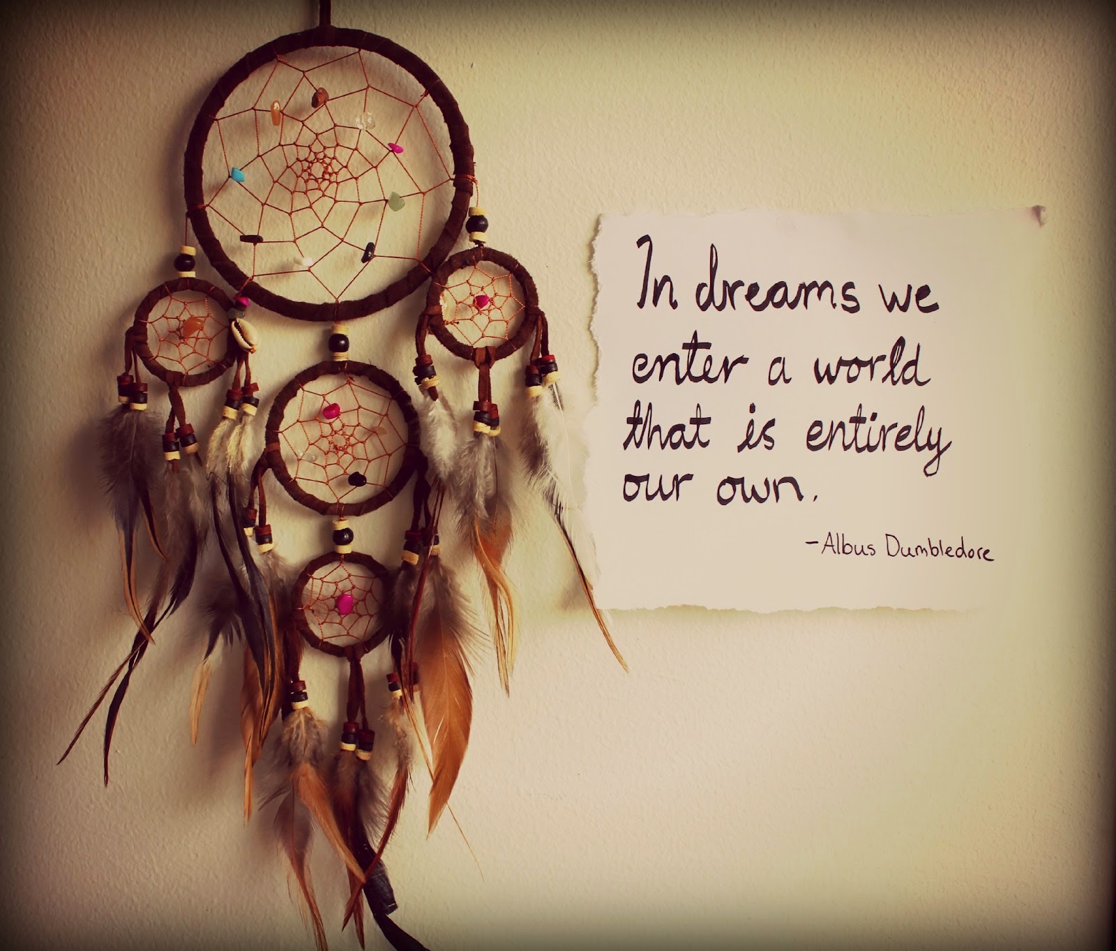 Cute Quotes On Dreams - HD Wallpaper 