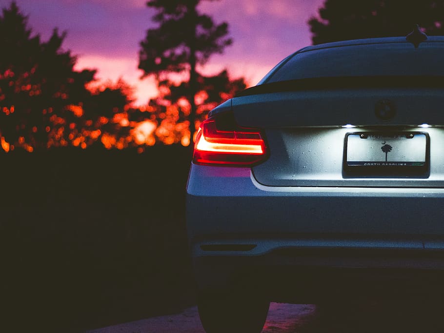 Gray Bmw Vehicle On Road At Golden Hour, Car, Light, - Bmw Night Wallpaper Rear - HD Wallpaper 