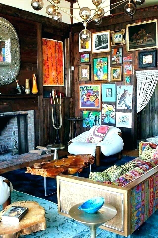 Maximalist Gallery Wall Decor - HD Wallpaper 