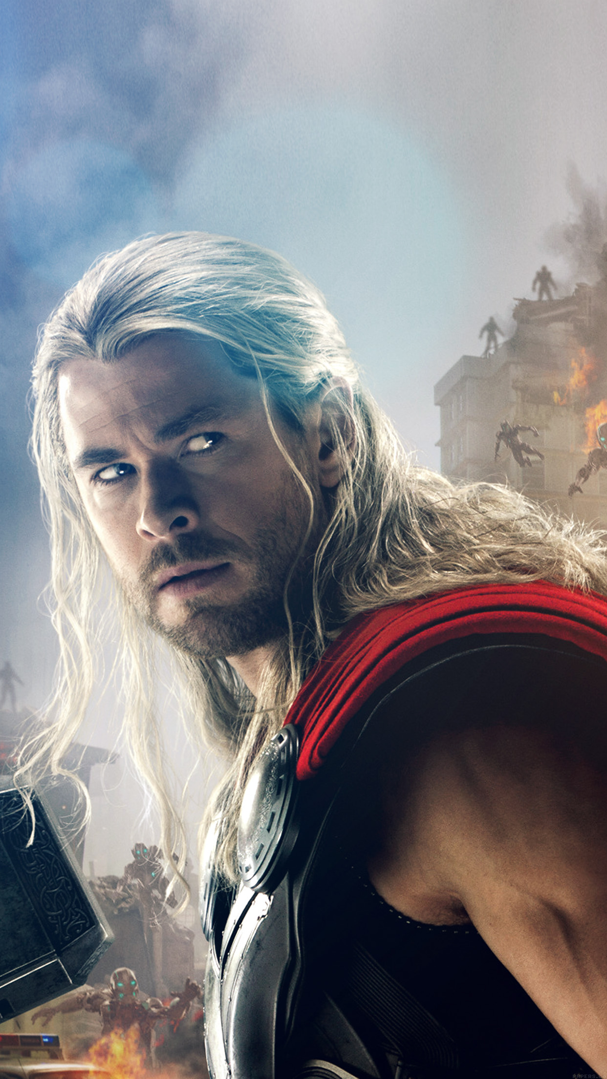 Chris Hemsworth Wallpaper Thor - HD Wallpaper 