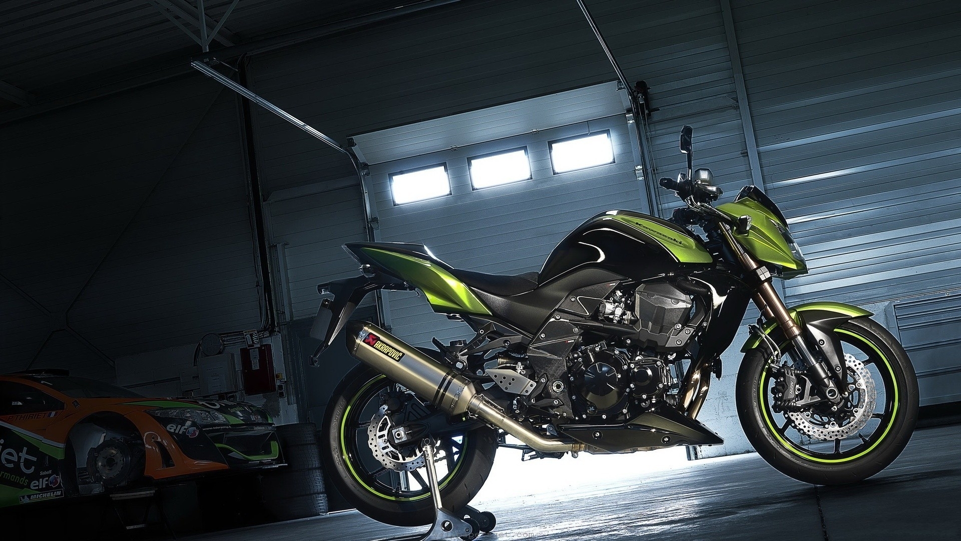 Japan Legend Kawasaki Motorbikes Bikers Racing Bike - Kawasaki Z 750 R - HD Wallpaper 