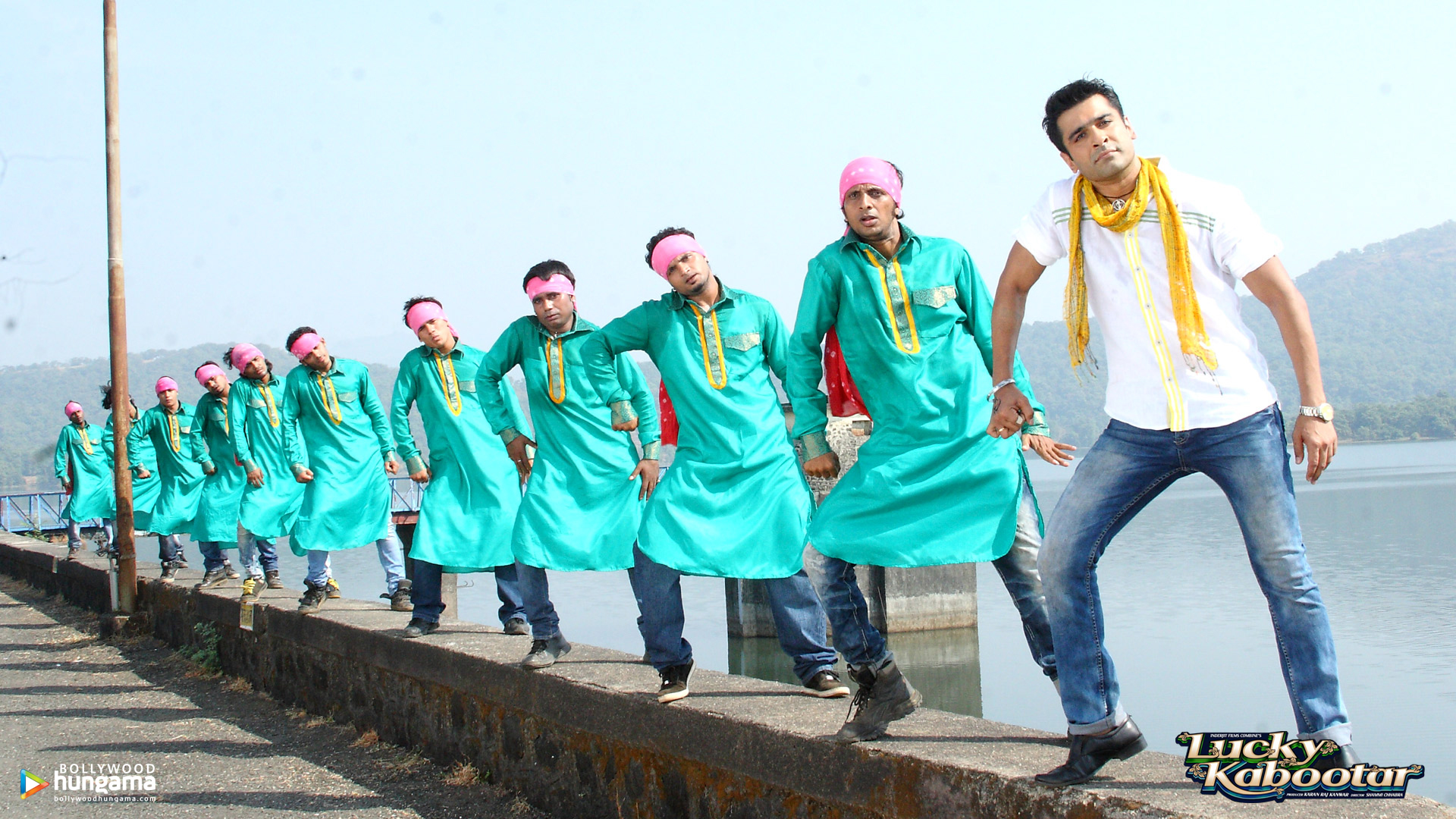 Lucky Kabootar - Fun - HD Wallpaper 