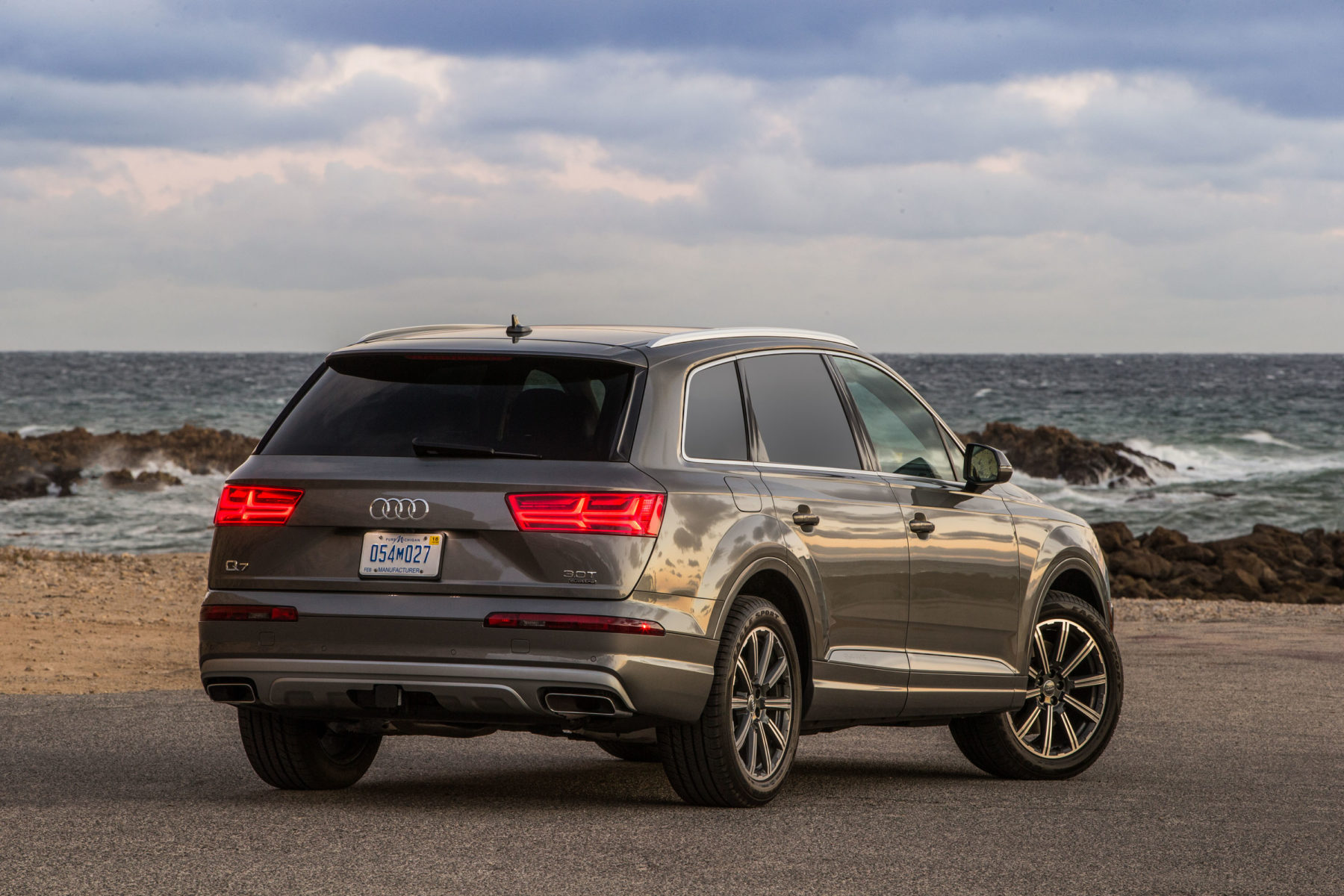 2018 Audi Q7 - HD Wallpaper 