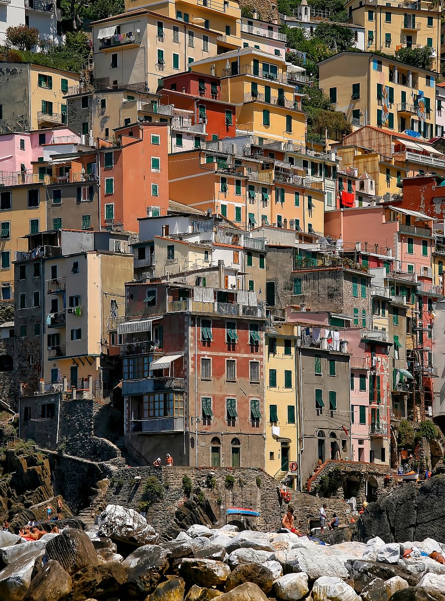 Photo Of City During Daytime, Balcony, Rock, Rubble, - Riomaggiore - HD Wallpaper 