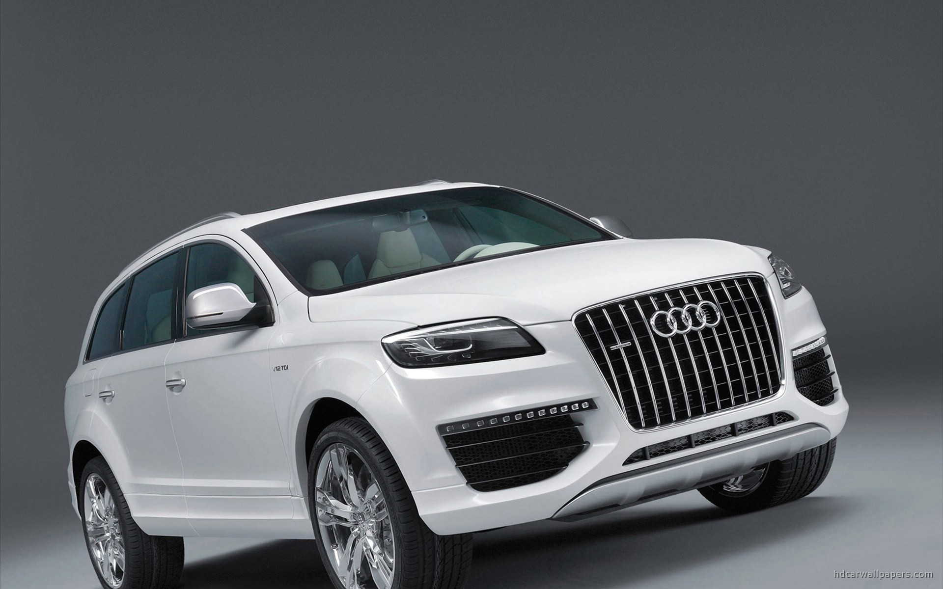 Audi Q7 V12 2008 White - HD Wallpaper 