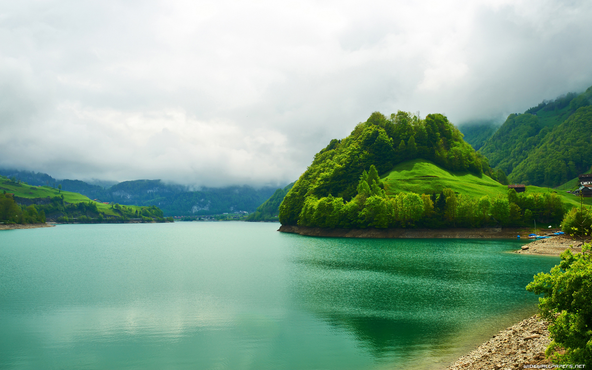 Beautiful Mountain Lake Landscape - HD Wallpaper 