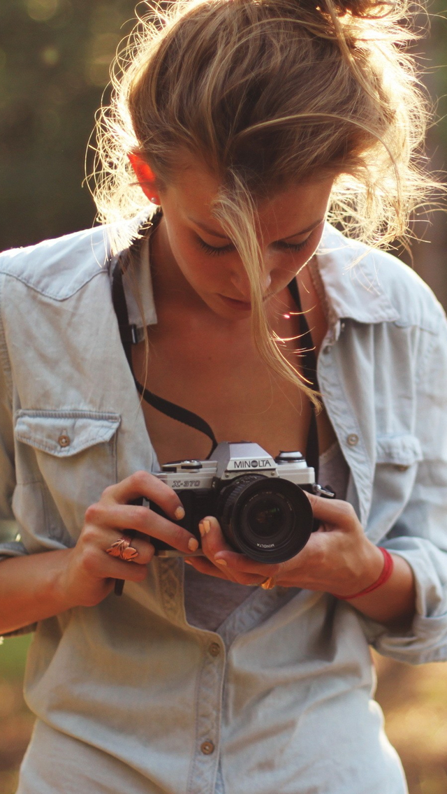 Girl Photographers Iphone Wallpaper - Photography Girl Wallpaper Iphone - HD Wallpaper 
