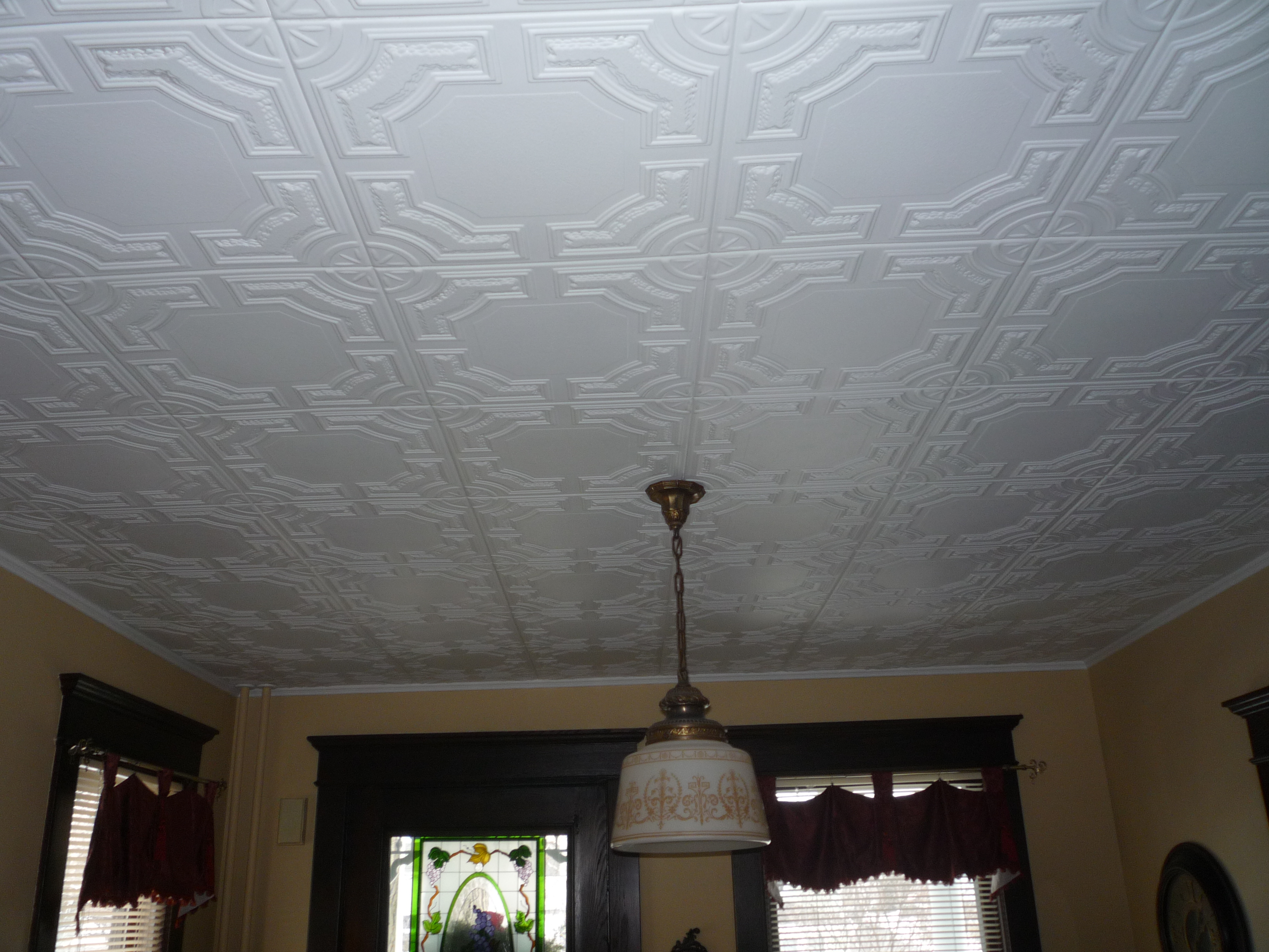 Pretty Ceiling Tiles - HD Wallpaper 