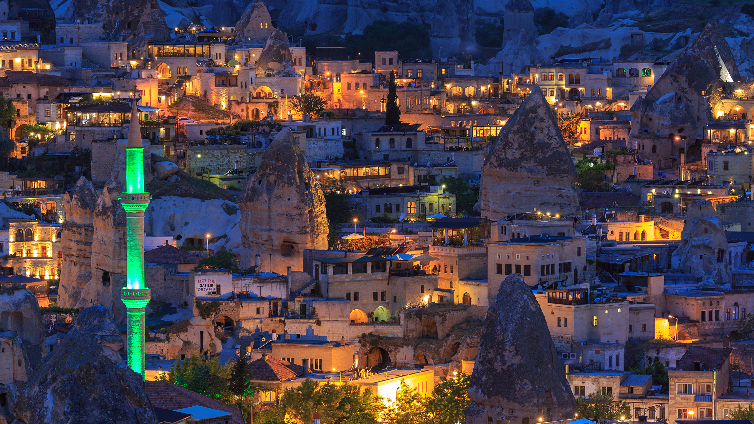 Goreme Turkey At Night - HD Wallpaper 