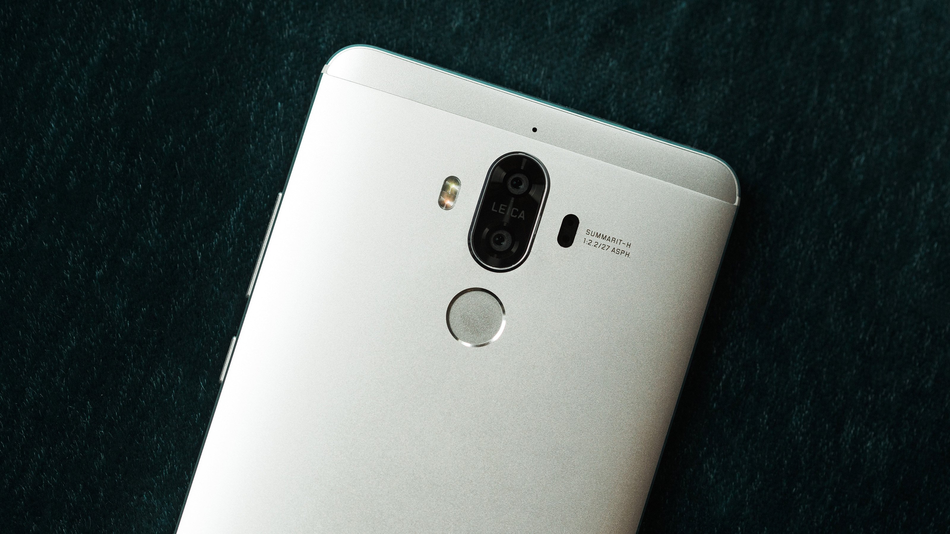 Iphone - HD Wallpaper 