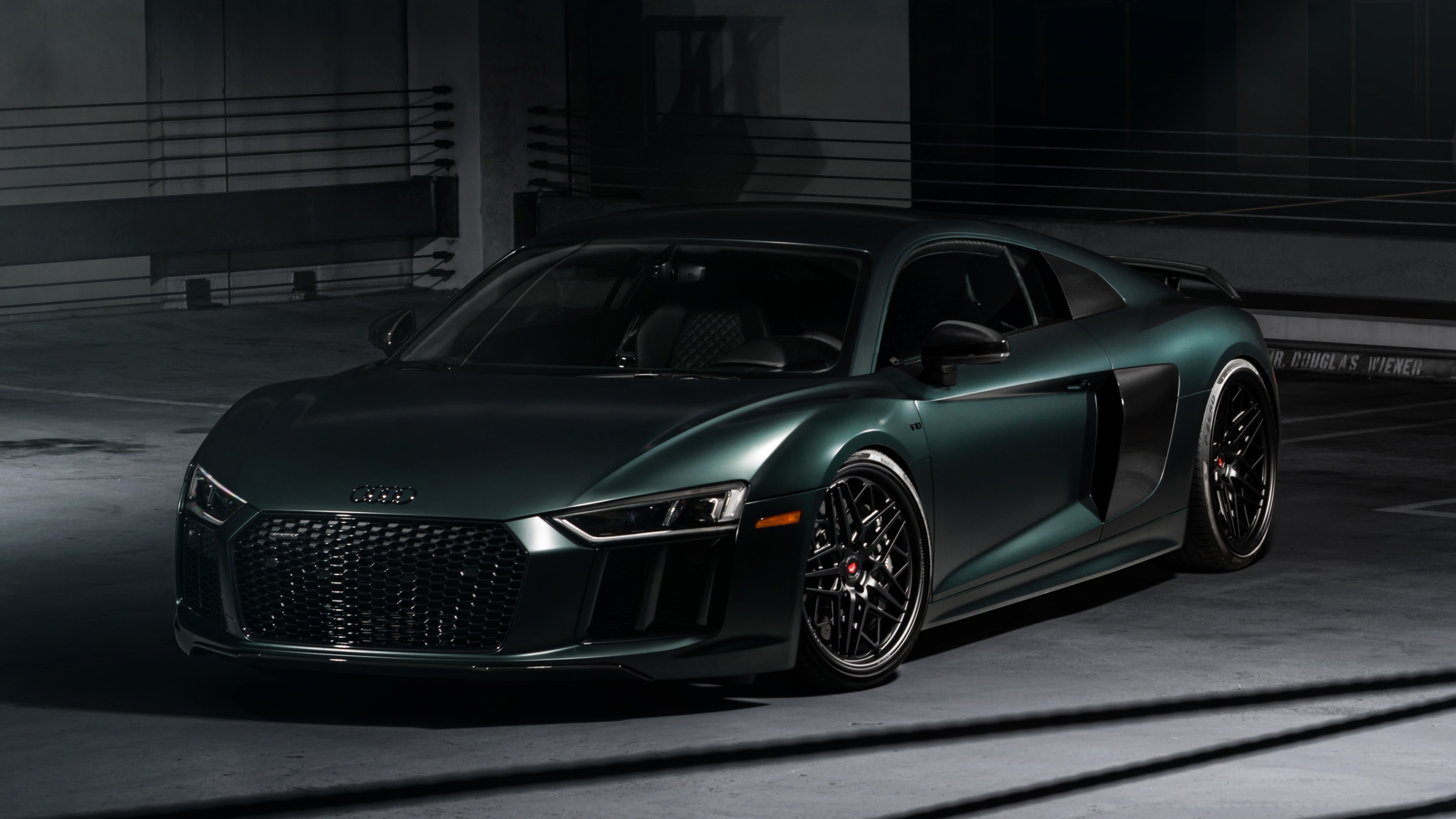 Basement, Dark Green, Audi R8, Wallpaper - Audi R8 Wallpaper 3840 X 2160 - HD Wallpaper 