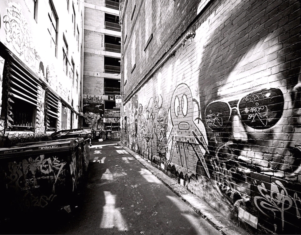 Black And White Graffiti Wallpapers - Black And White Street Background - HD Wallpaper 