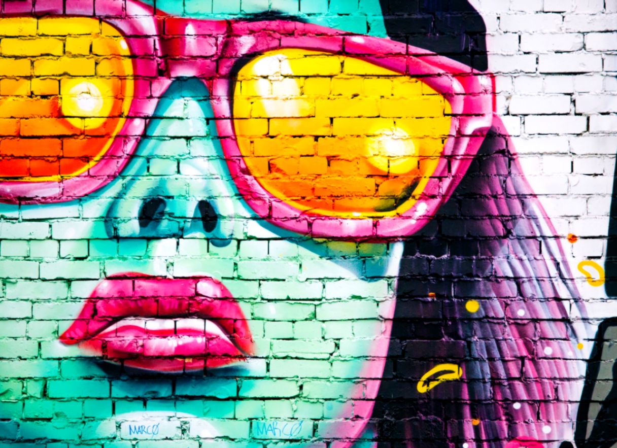 Download Wallpaper Wall Graffiti With A Girl Portrait - Graphic Designing - HD Wallpaper 