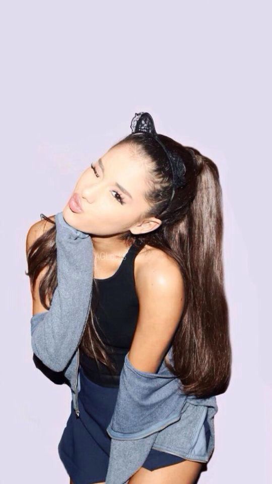 Ariana Grande Instagram Ariana Grande Hmt Meet And Greet 540x960 Wallpaper Teahub Io