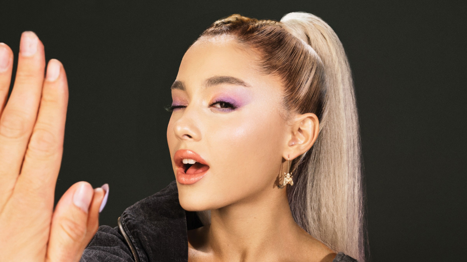 Ariana Grande Get Well Soon - HD Wallpaper 