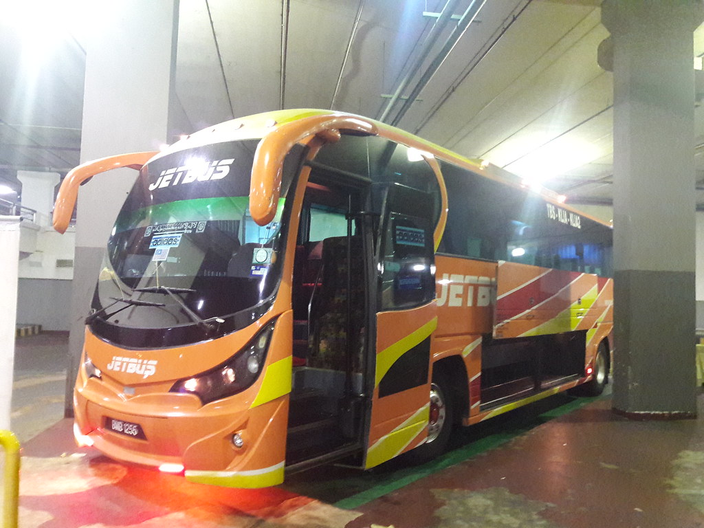 Tour Bus Service - HD Wallpaper 