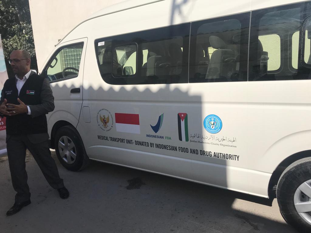 Minibus - HD Wallpaper 