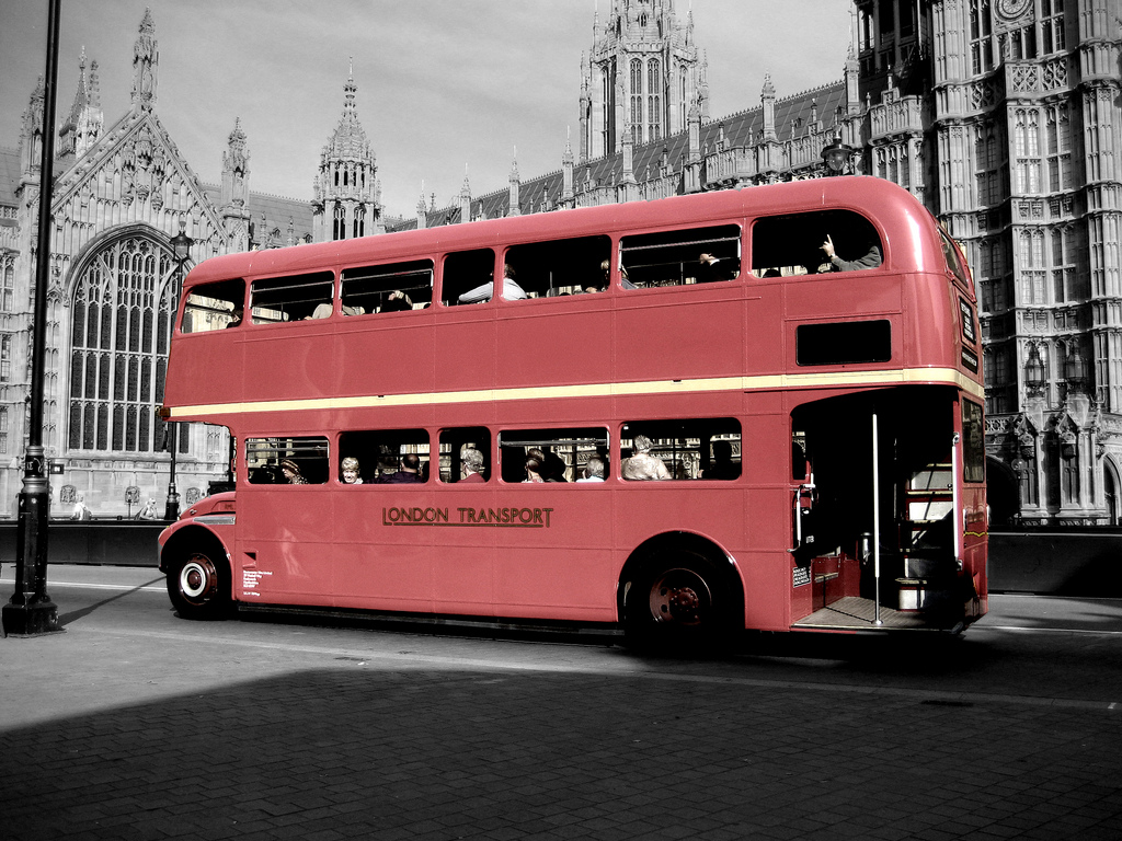Uk Old Bus Vintage Hd Wallpapers Best Widescreen Images - Houses Of Parliament - HD Wallpaper 