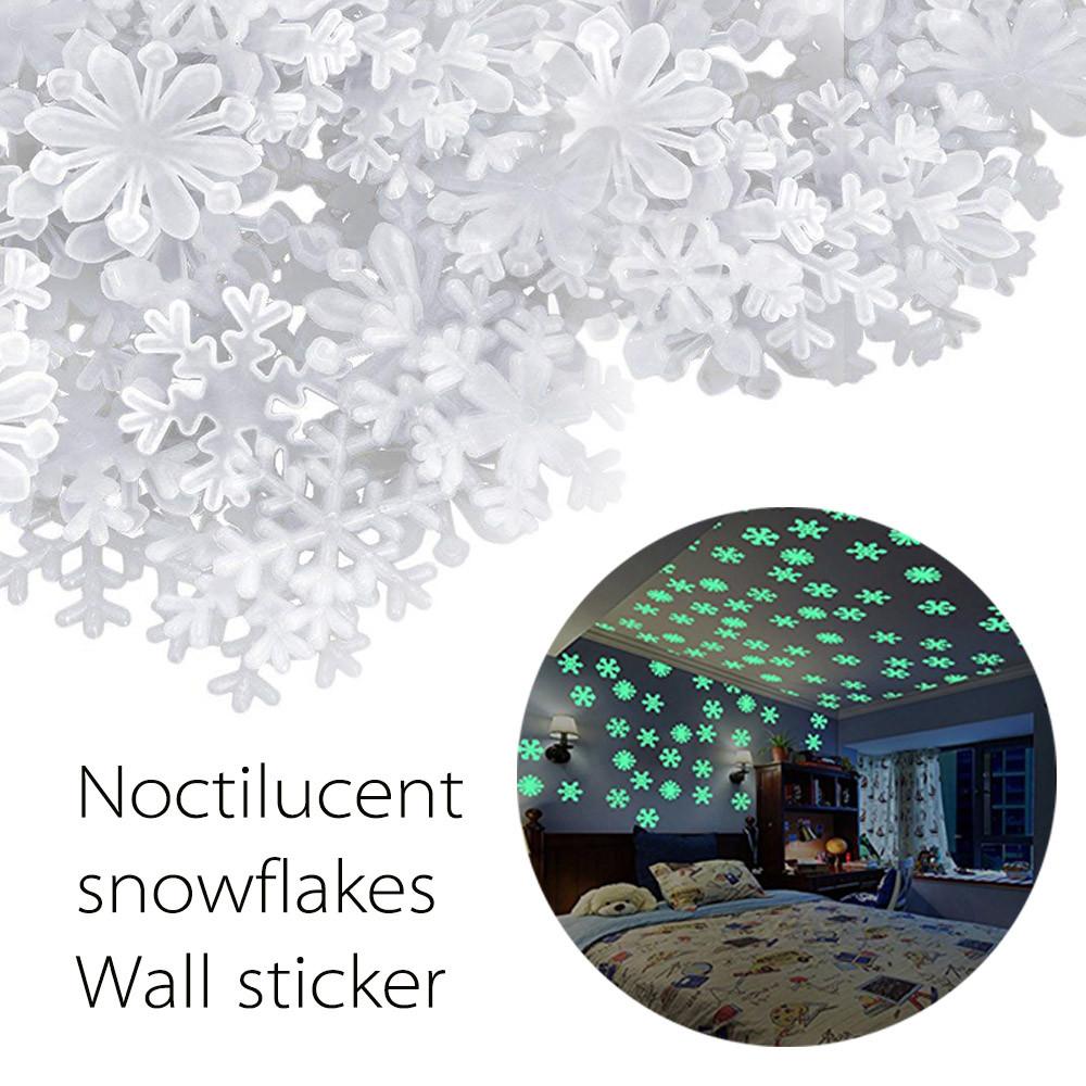 Glow In The Dark Christmas Wall Stickers - HD Wallpaper 