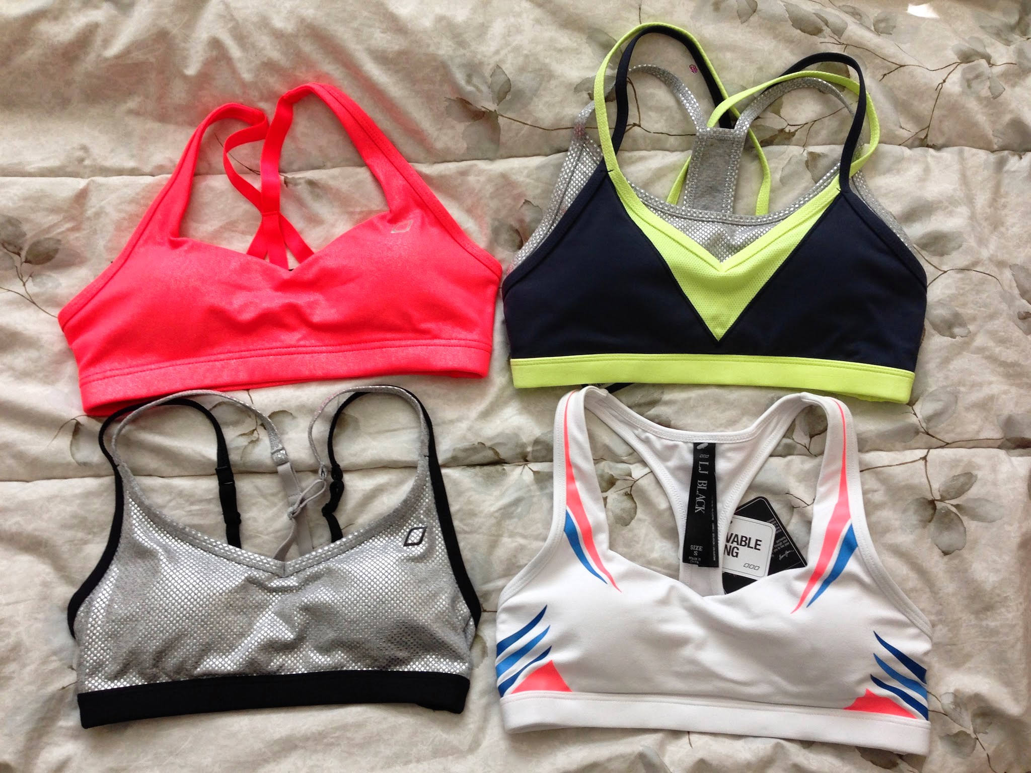 Sports Bra - HD Wallpaper 
