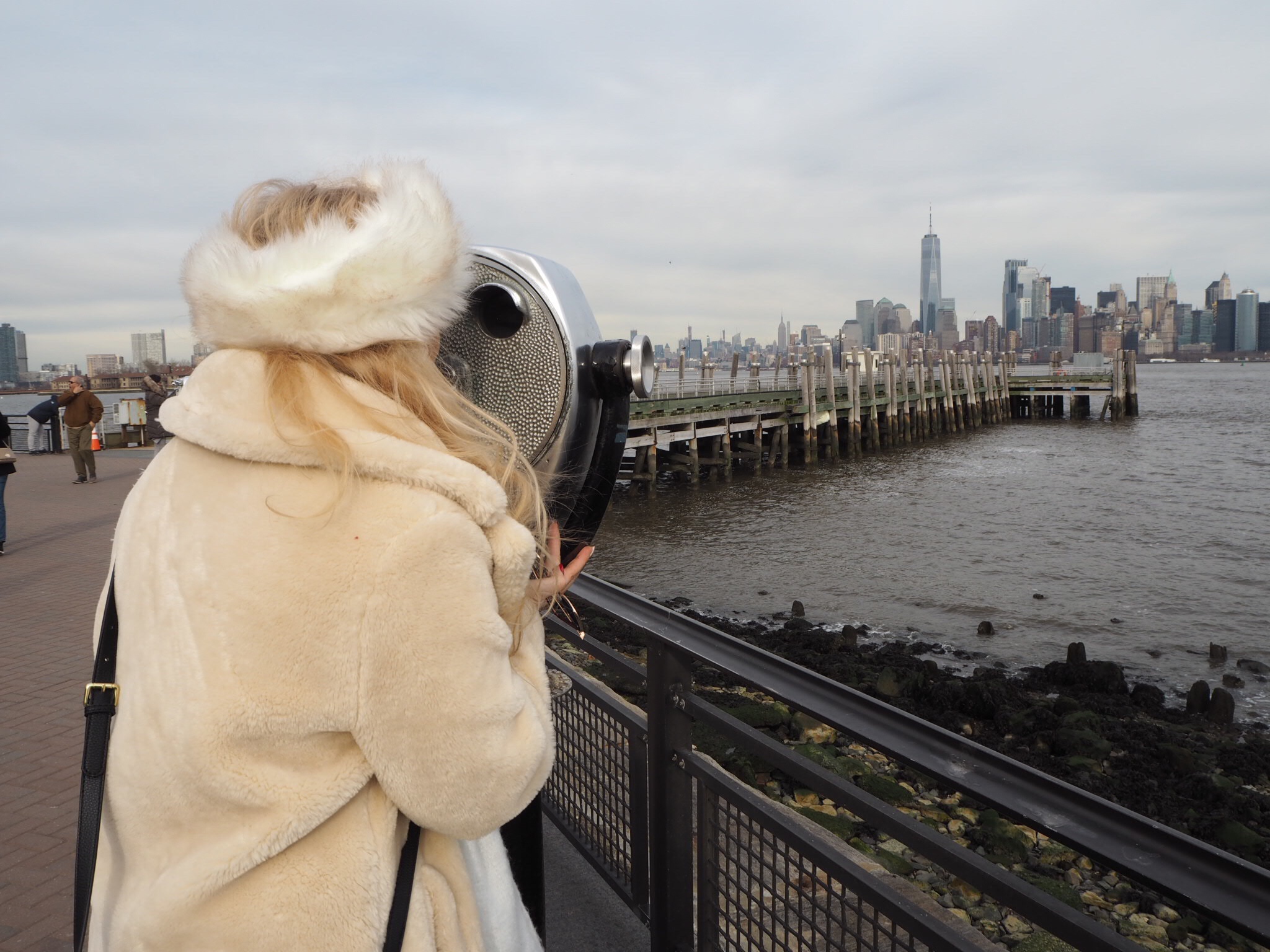 Skyline - HD Wallpaper 