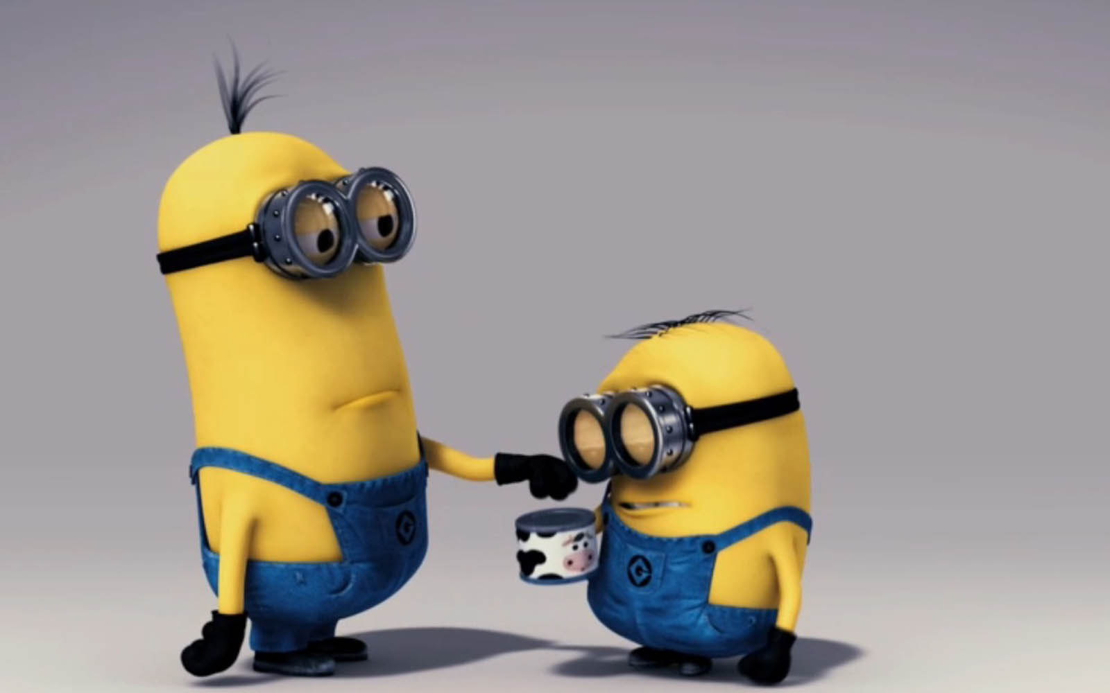 Cute Despicable Me Hd Minions Desktop Wallpapers - Short And Tall Things - HD Wallpaper 