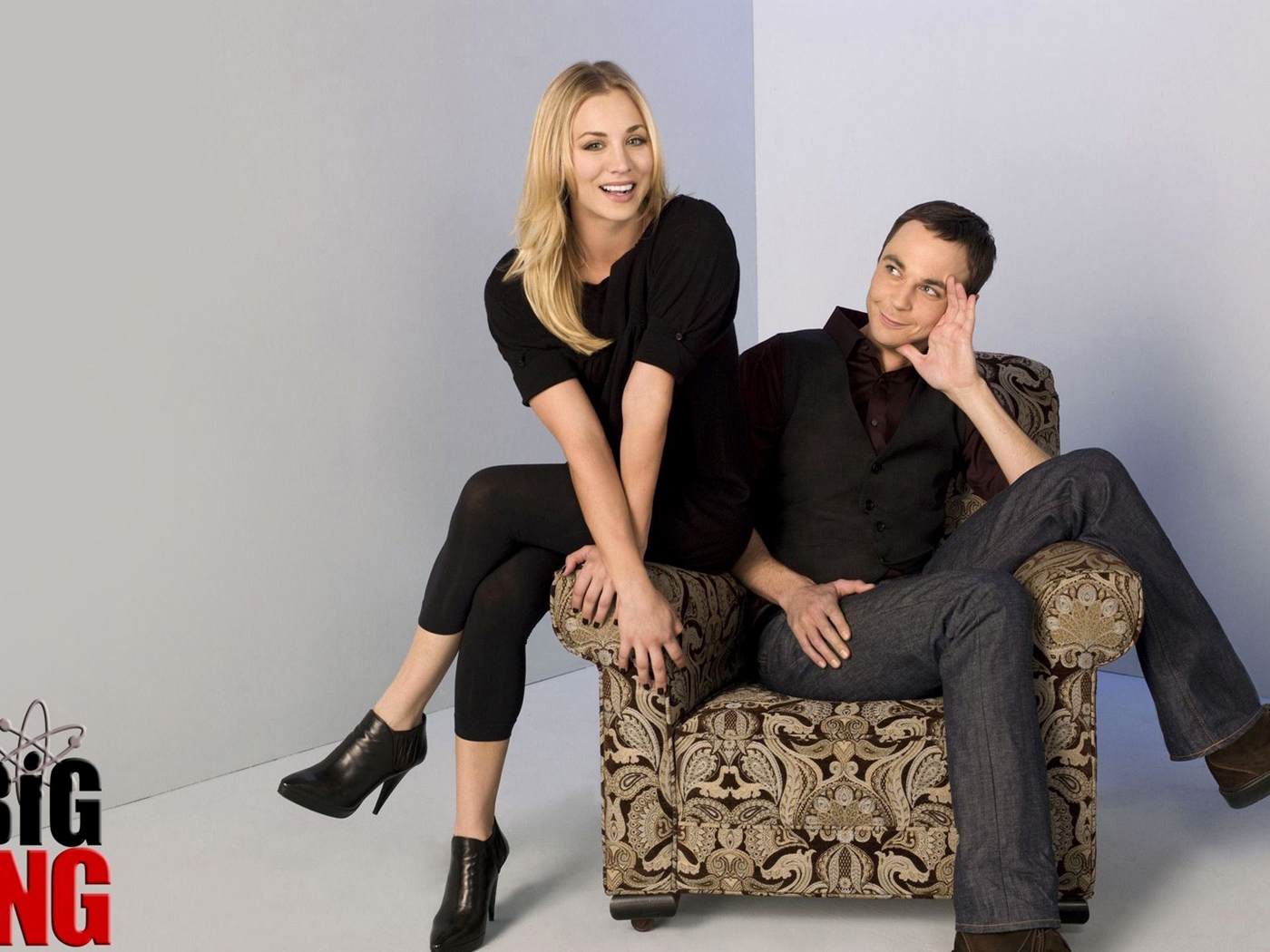 Big Bang Theory Sheldon Penny - HD Wallpaper 