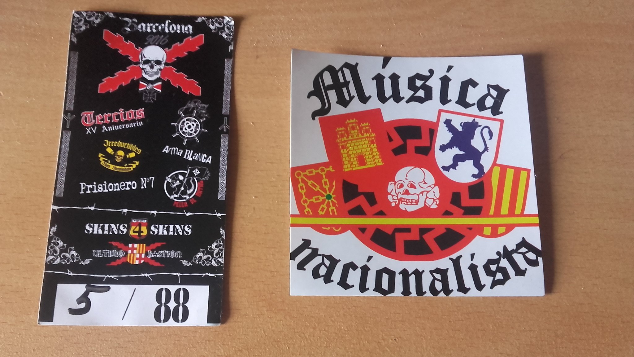 Flyer - HD Wallpaper 