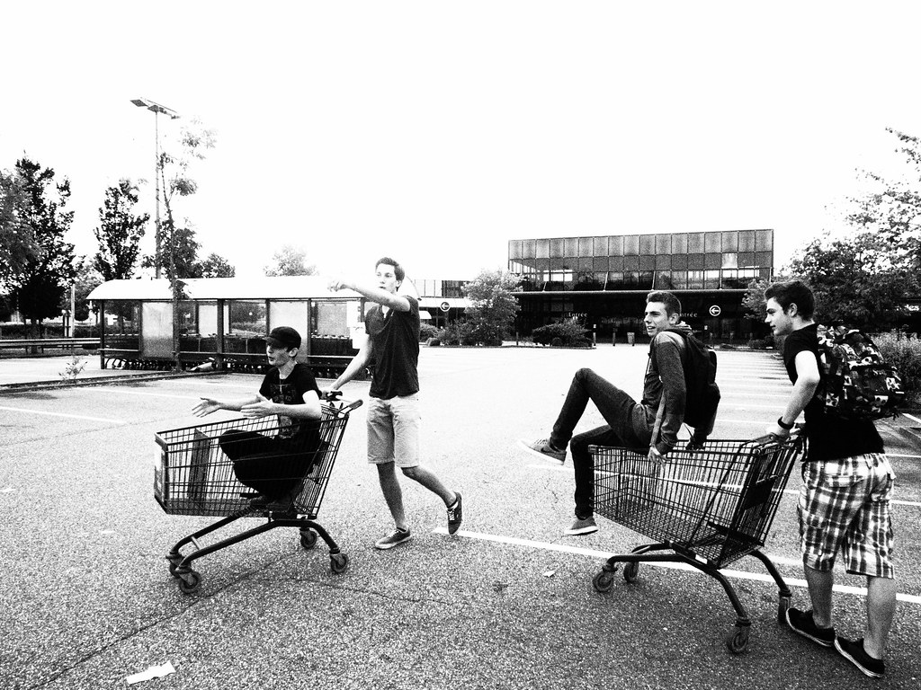 Monochrome - HD Wallpaper 