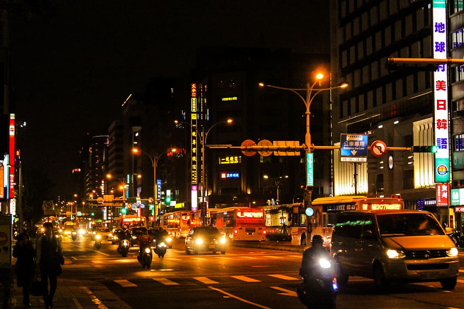 Taiwan, Songjiang Nanjing, Night, Illuminated, Architecture, - Street Light - HD Wallpaper 