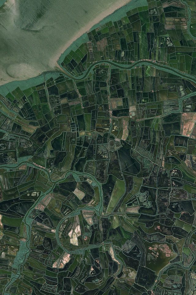 Earthview Country Green Mountain Nature Iphone Wallpaper - Iphone 6 - HD Wallpaper 