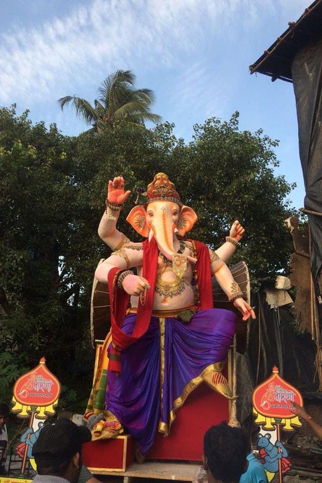 Most Iconic Ganesh Idols Of 2018 In Mumbai - Mumbai Ganesh Murti 2018 - HD Wallpaper 